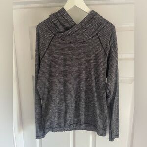 Womens Grey Lululemon Healthy Heart Pullover size 6